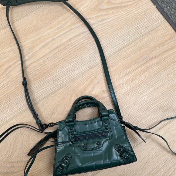 WOMEN'S BALENCIAGA NEO CLASSIC MINI HANDBAG - Picture 8 of 8